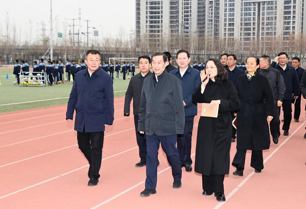 张超超督导检查安全稳定工作