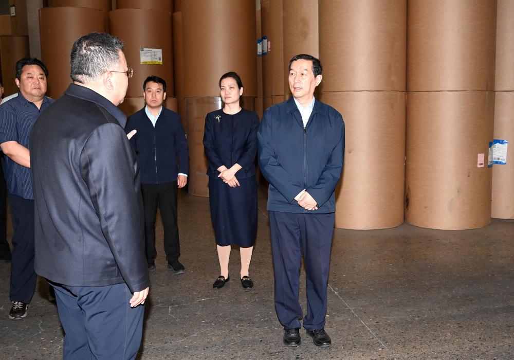张超超调研检查“五一”节前文旅产业发展和安全生产工作