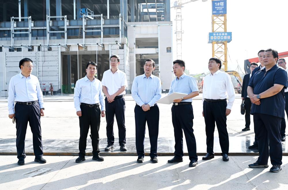 张超超调研检查安全生产和商贸文旅工作