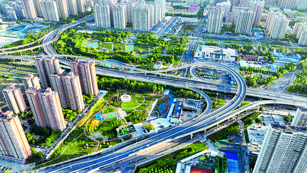 ������ͨ���ġ���ʯ��ׯ��������ͨ�������Ƴ����ܼ�Ծ��